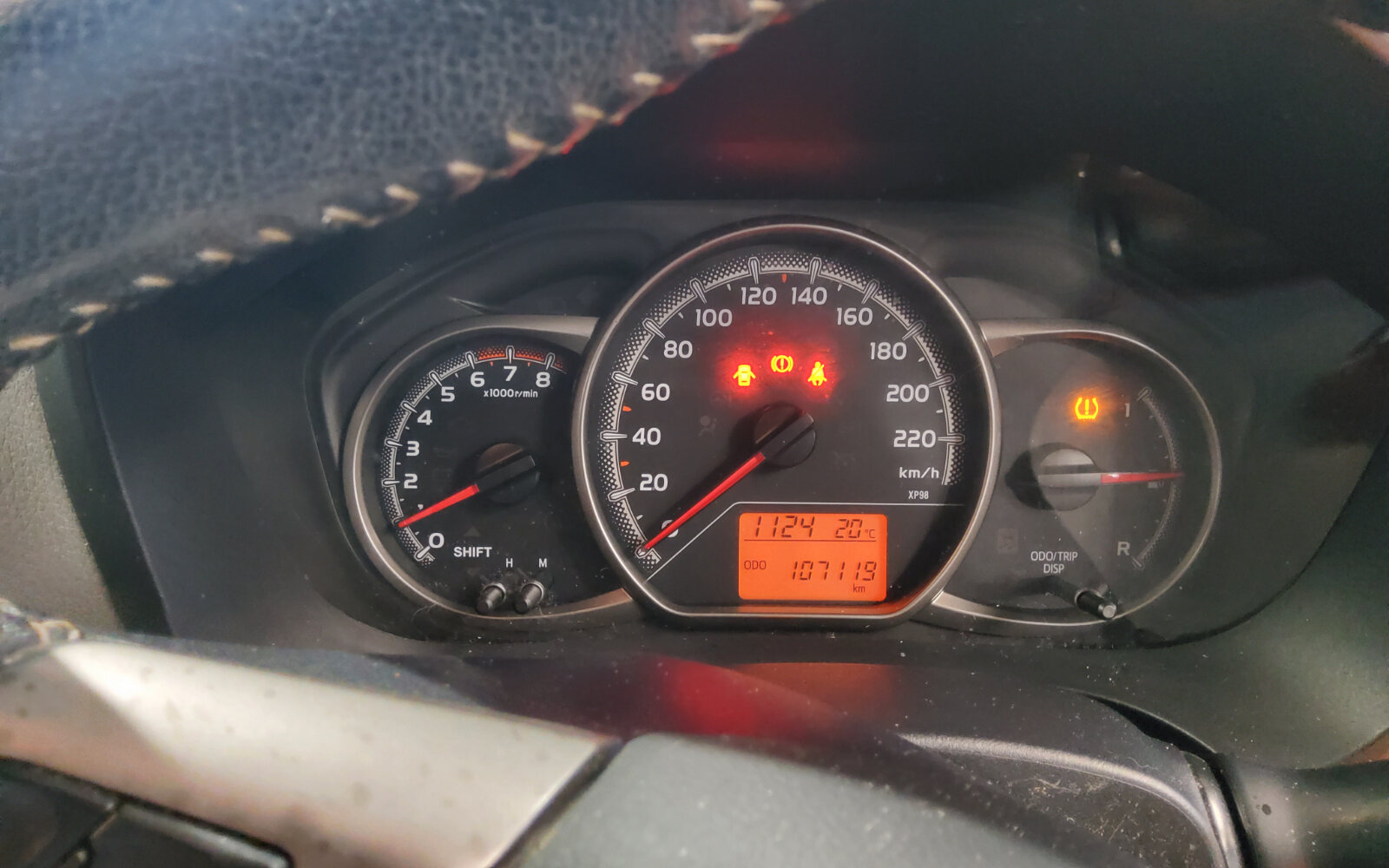 Toyota Yaris 1.0 VVT-i 5Dr Luna