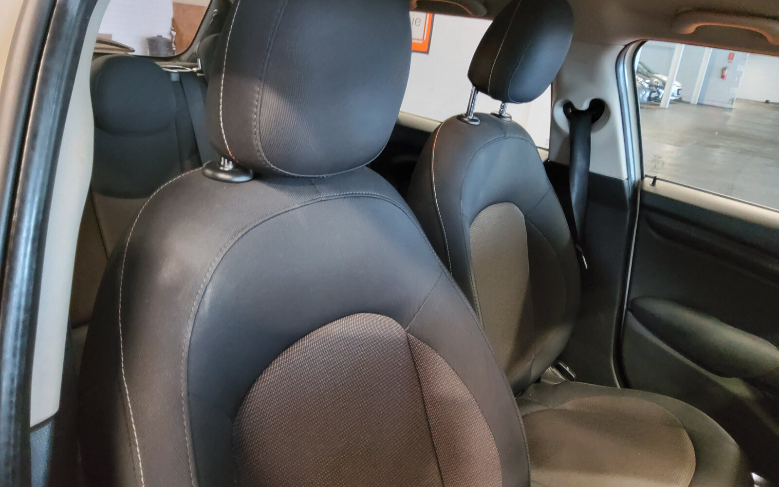 Mini Cooper Cooper D