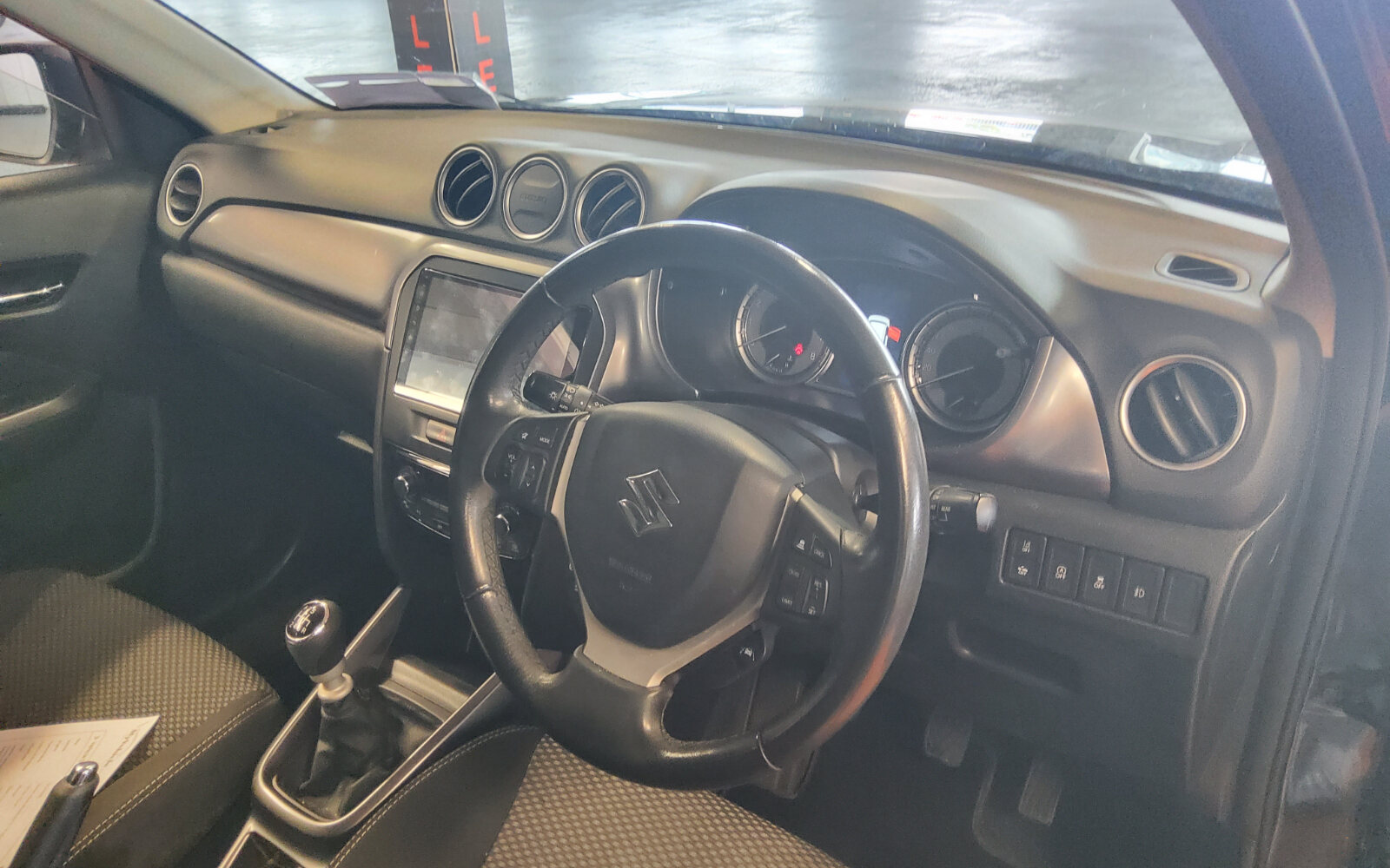 Suzuki Vitara 1.4 Hybrid SZ4 MT