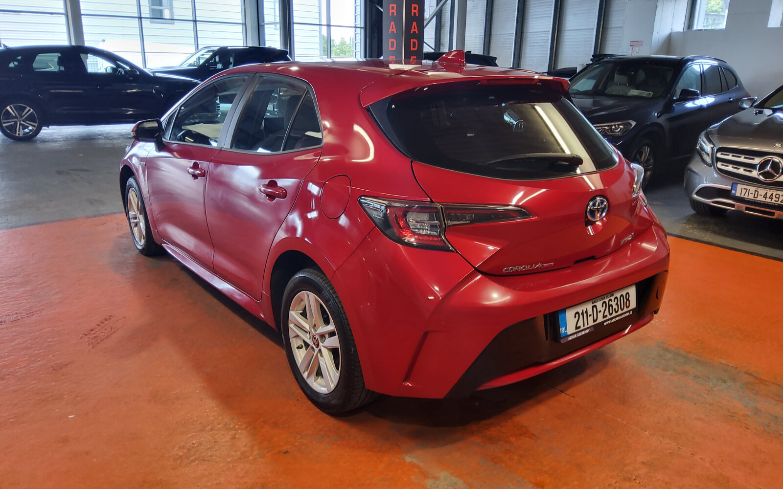 Toyota Corolla 1.8 Hybrid Luna Hatchback