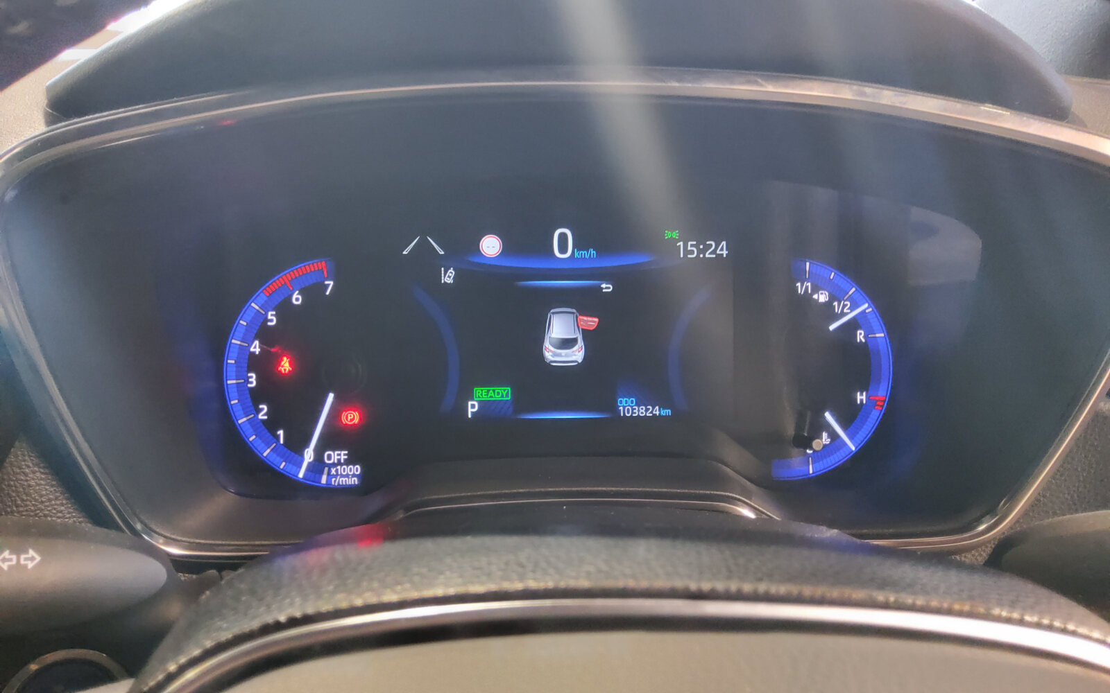 Toyota Corolla 1.8 Hybrid Luna Hatchback