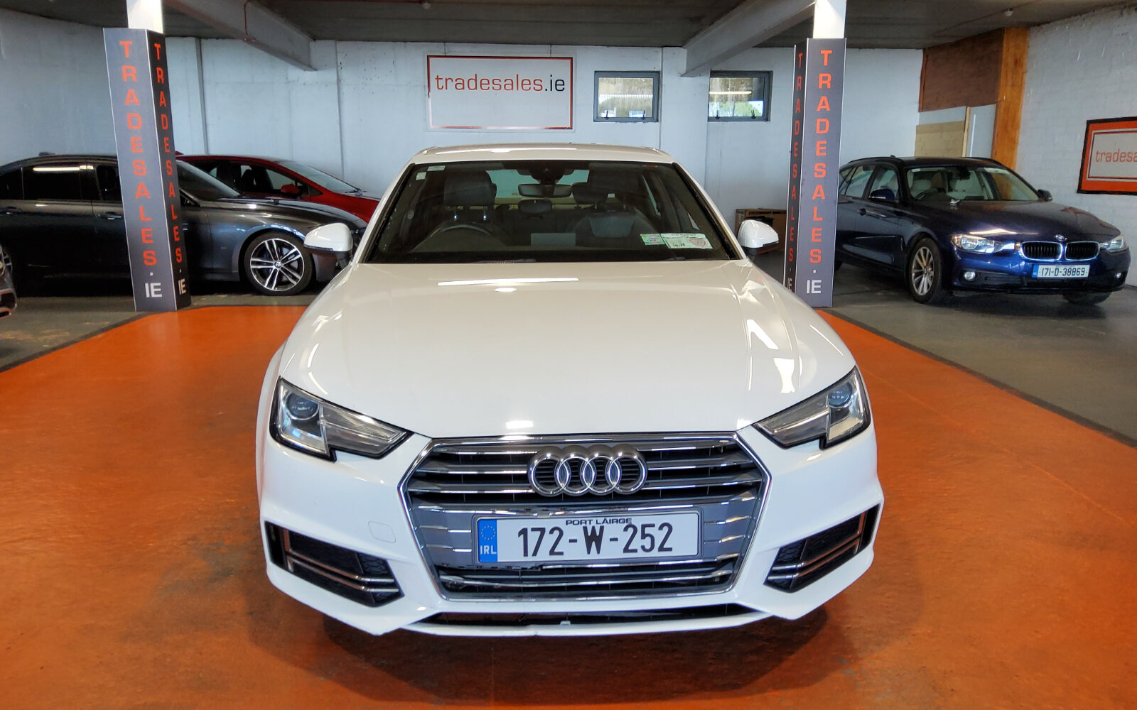 Audi A4 2.0TDI 122HP S Line