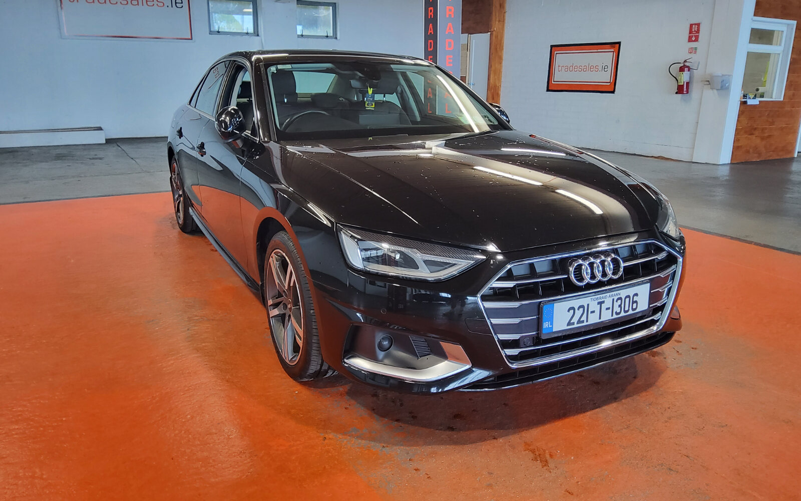 Audi A4 30 TDI 136HP S Tronic SE
