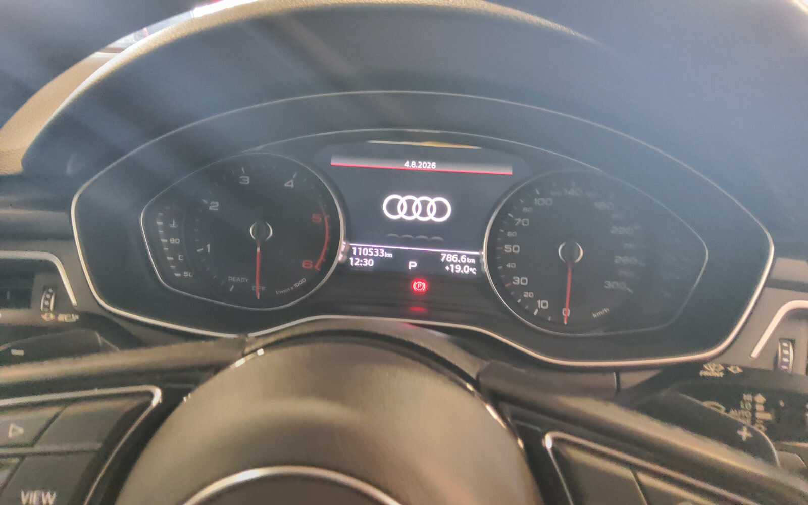 Audi A4 30 TDI 136HP S Tronic SE