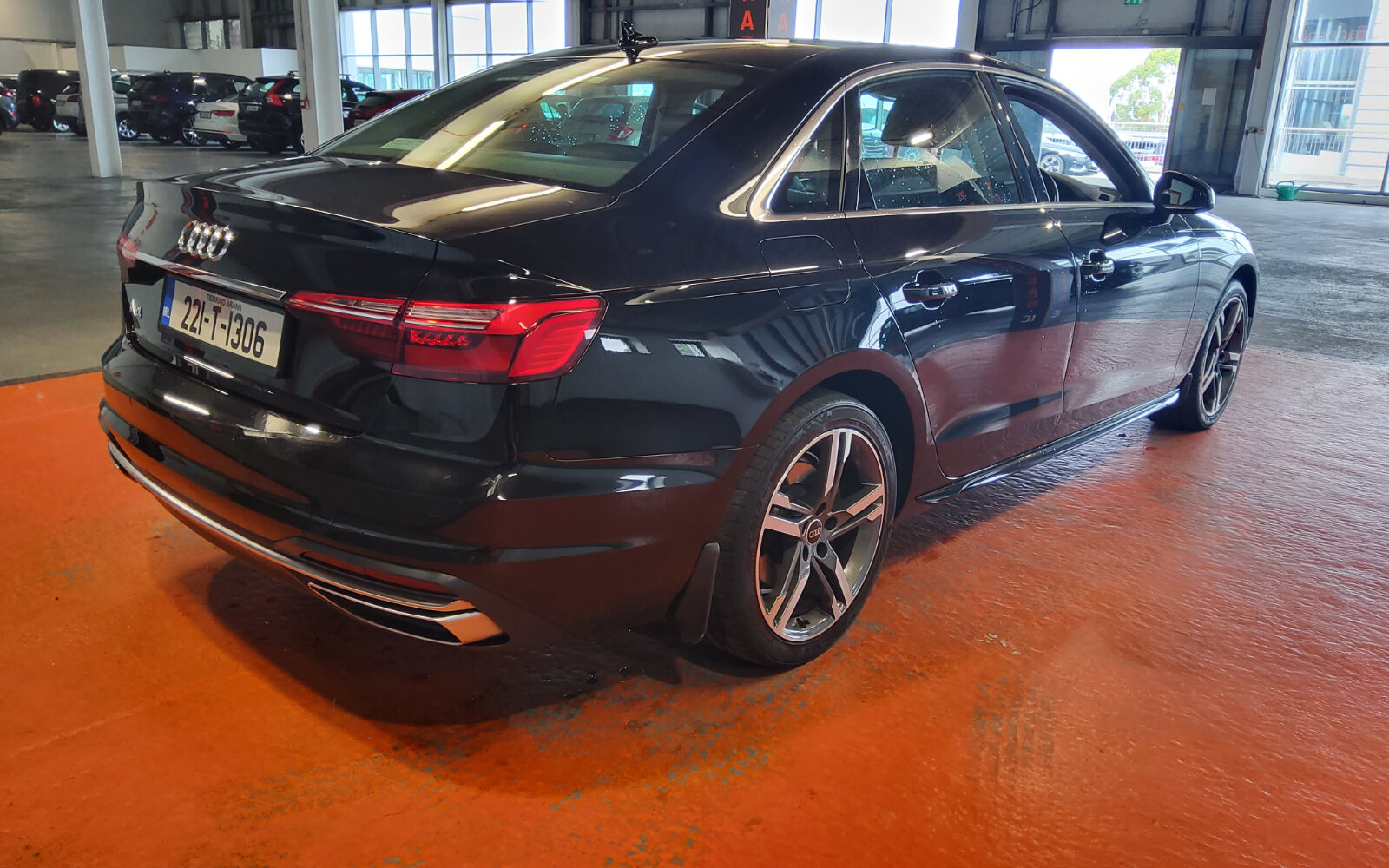 Audi A4 30 TDI 136HP S Tronic SE