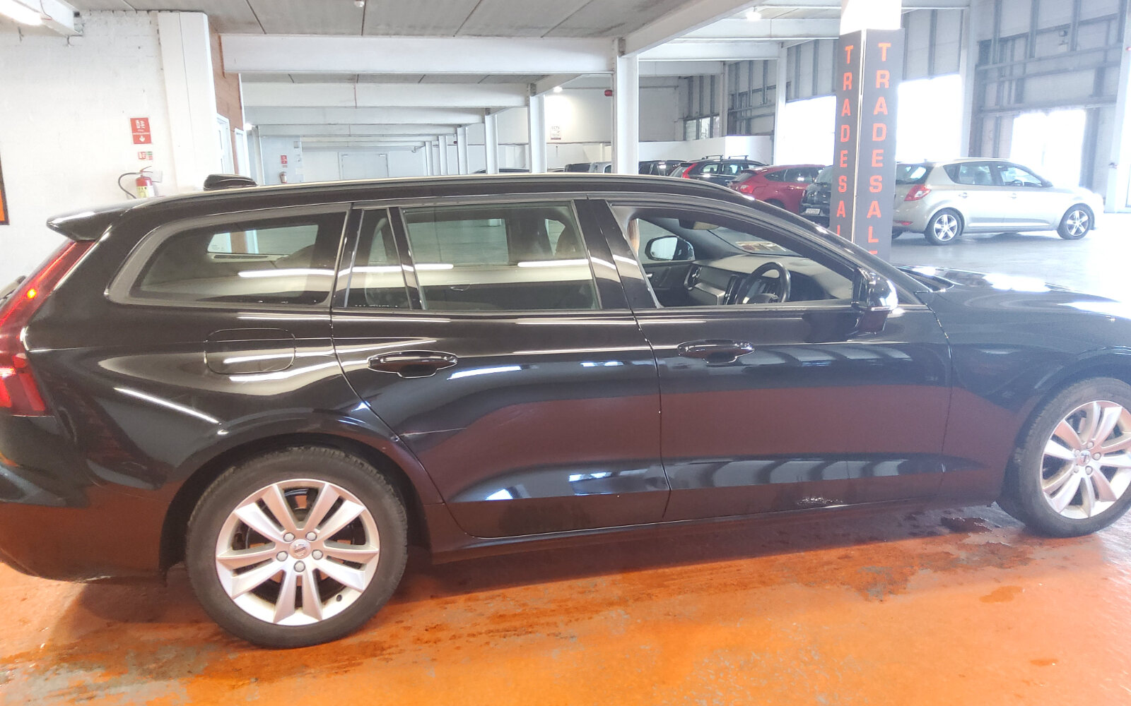 Volvo V60 D3 (150hp) Momentum Auto