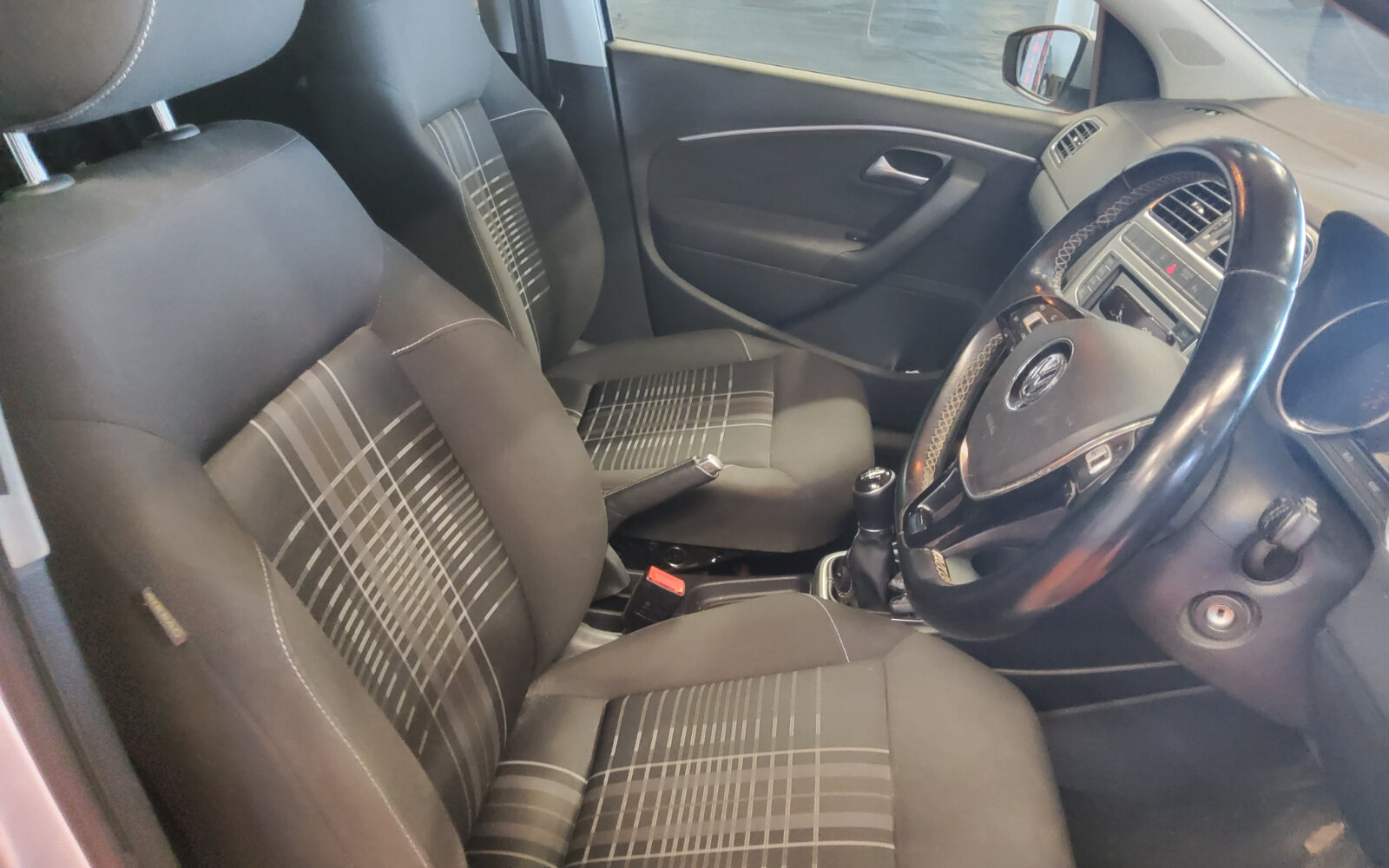 Volkswagen Polo 1.4 TDI 5DR 75HP Lounge