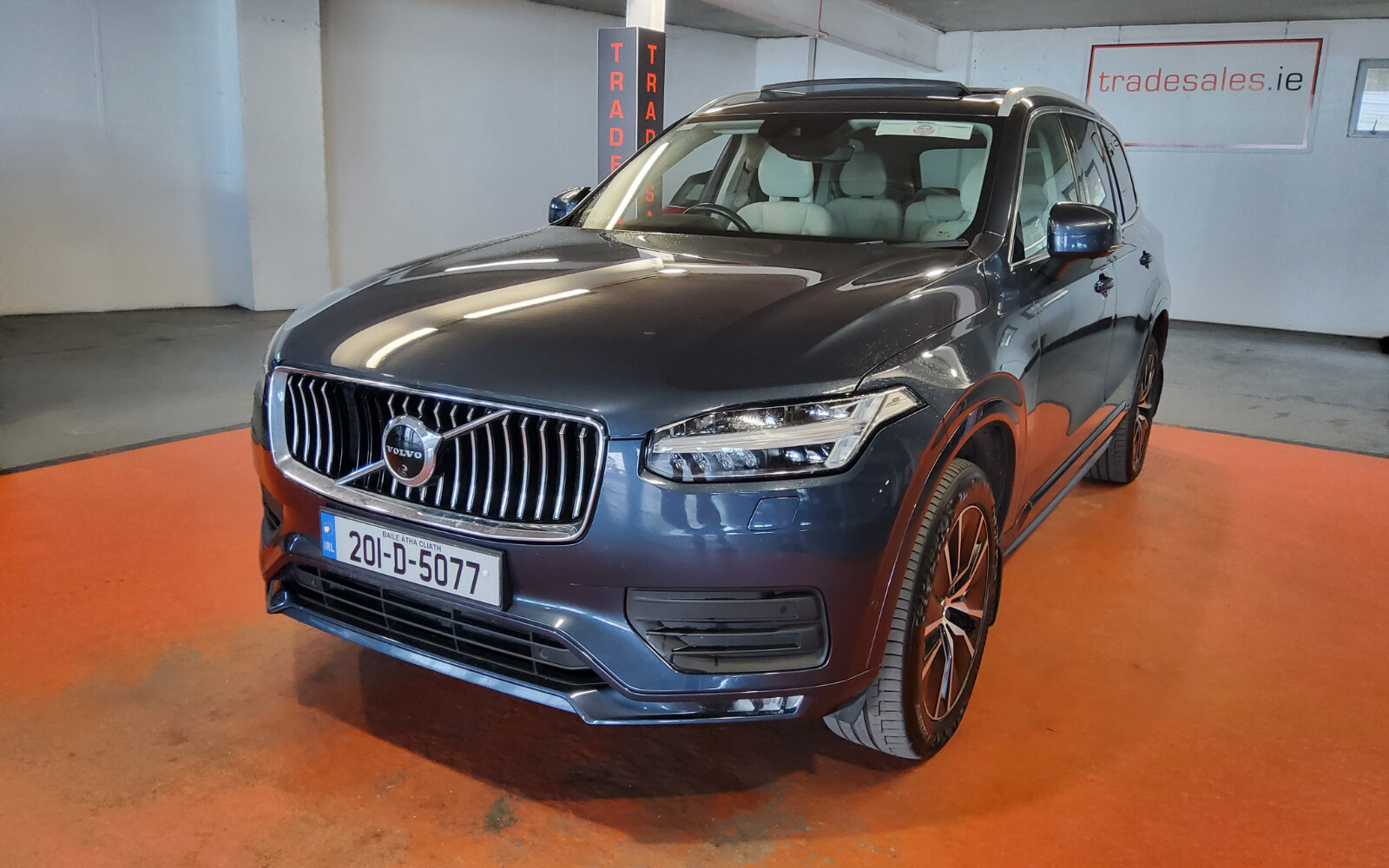 Volvo XC90 B5 (235hp) AWD Momentum Auto