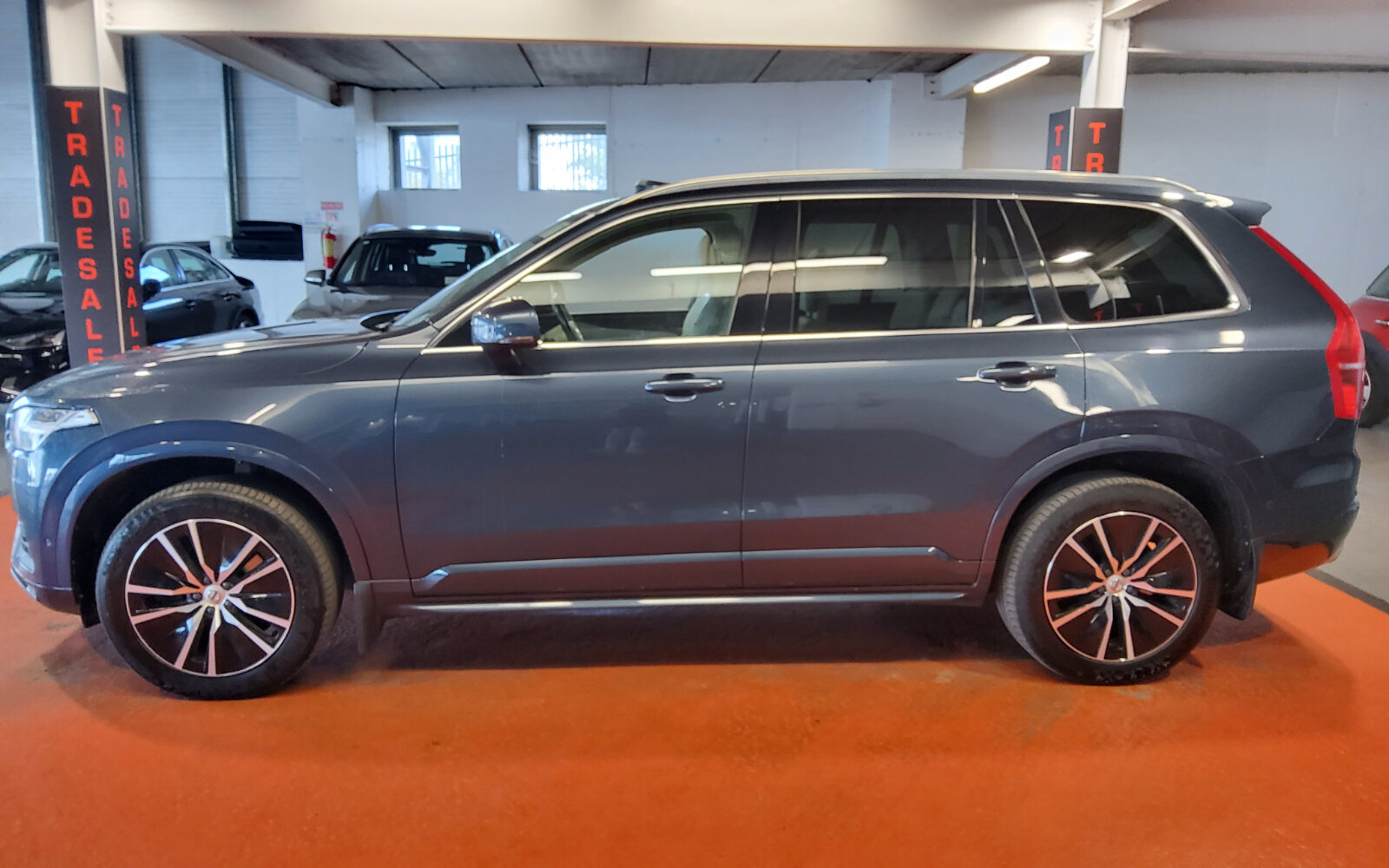 Volvo XC90 B5 (235hp) AWD Momentum Auto