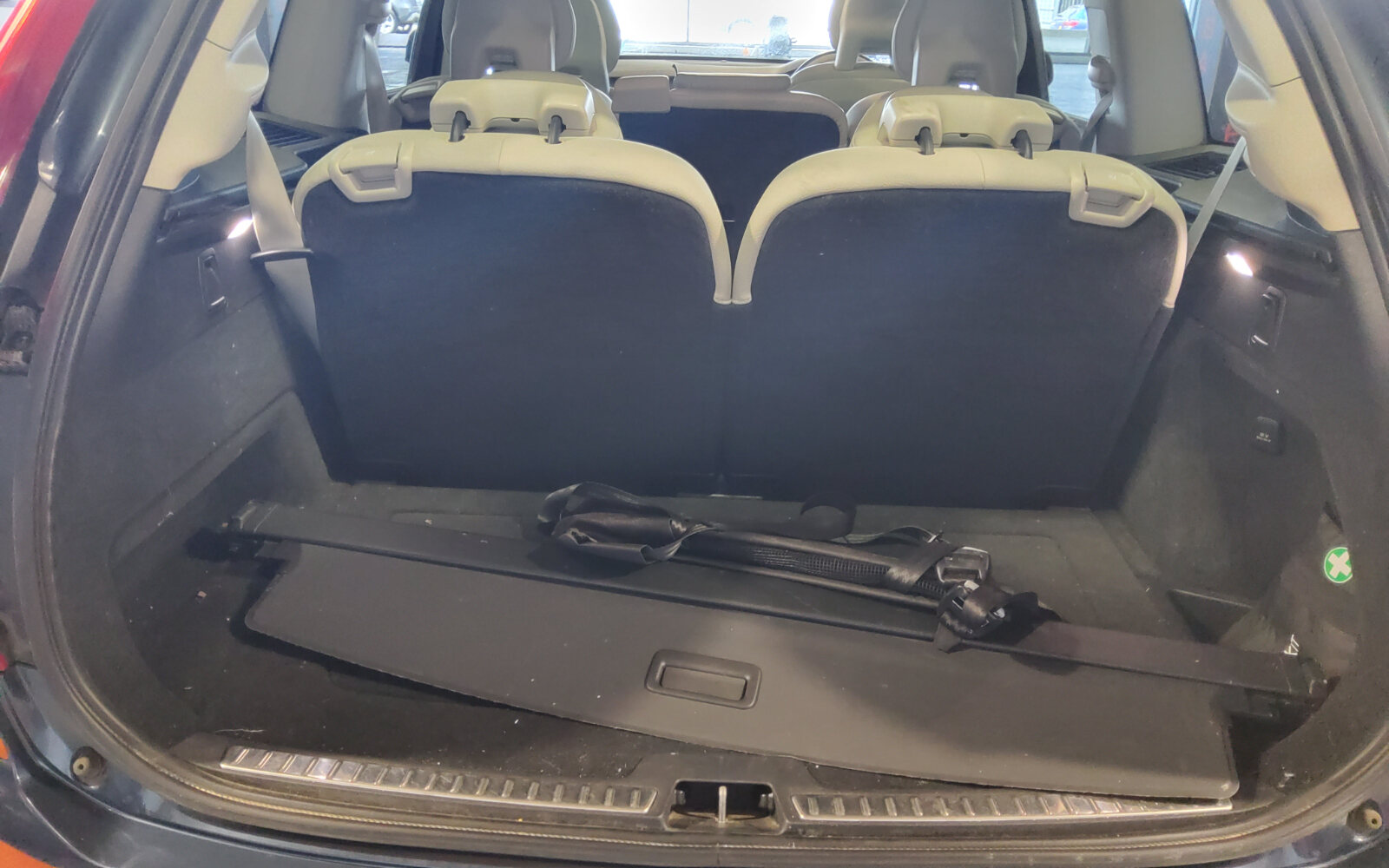 Volvo XC90 B5 (235hp) AWD Momentum Auto