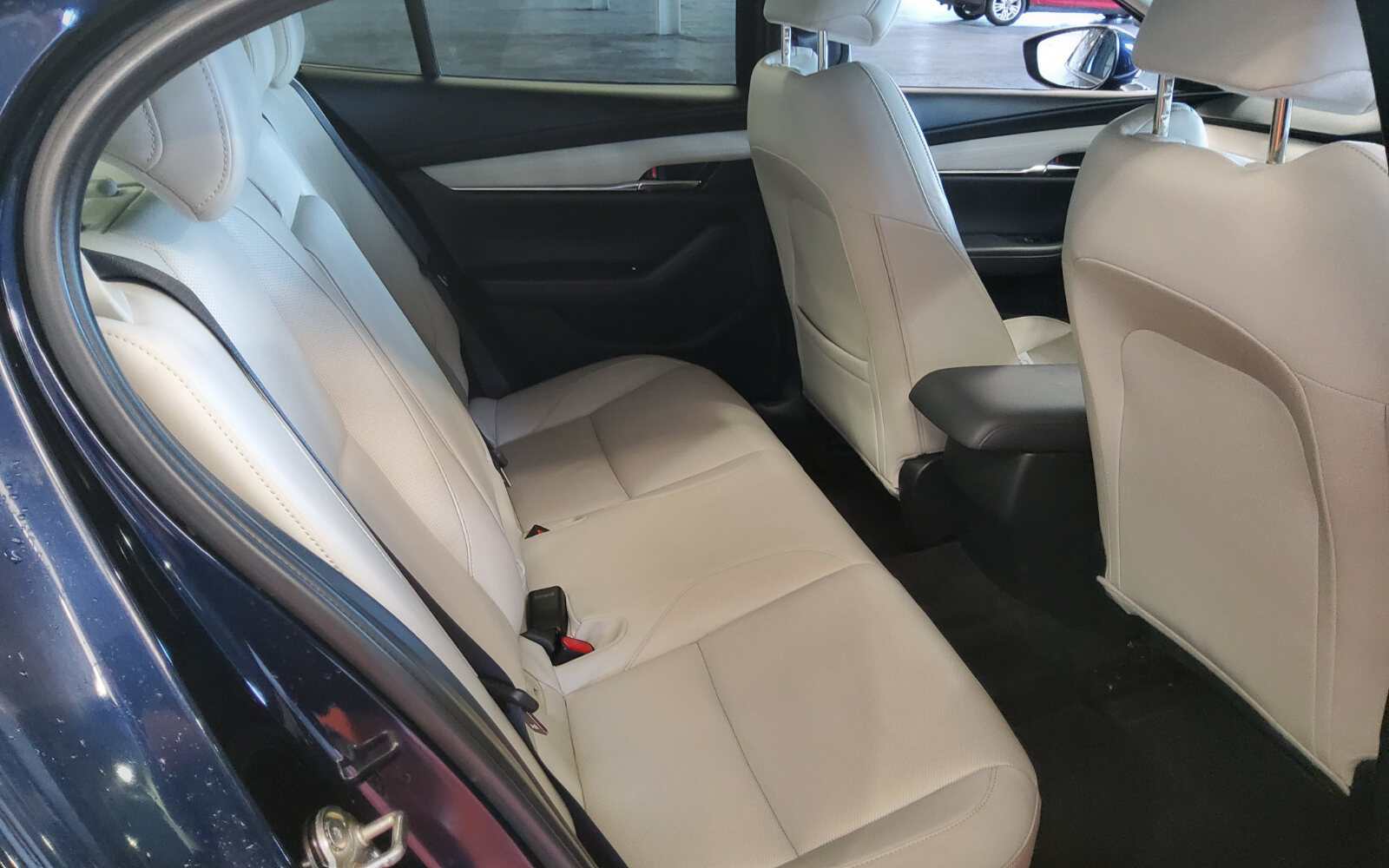 Mazda Mazda3 2.0P 4DR (180ps) PLATINUM SPORT