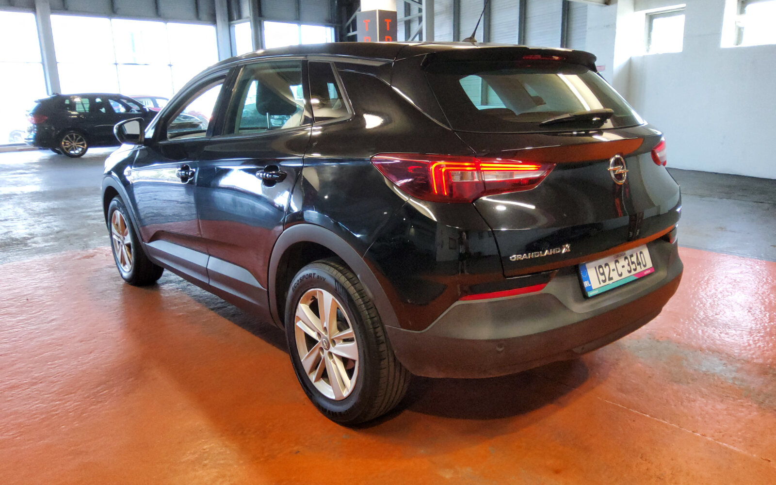 Opel Grandland X SC 1.2i 130PS 6 Speed