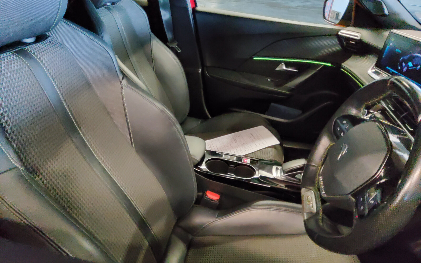 Peugeot 2008 Electric 136 bhp (50 kWh) GT