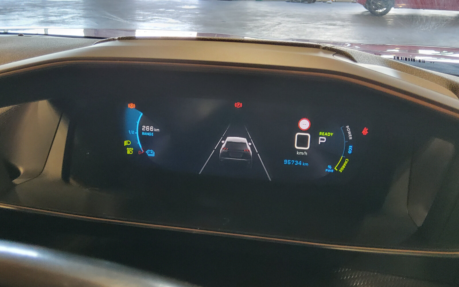 Peugeot 2008 Electric 136 bhp (50 kWh) GT
