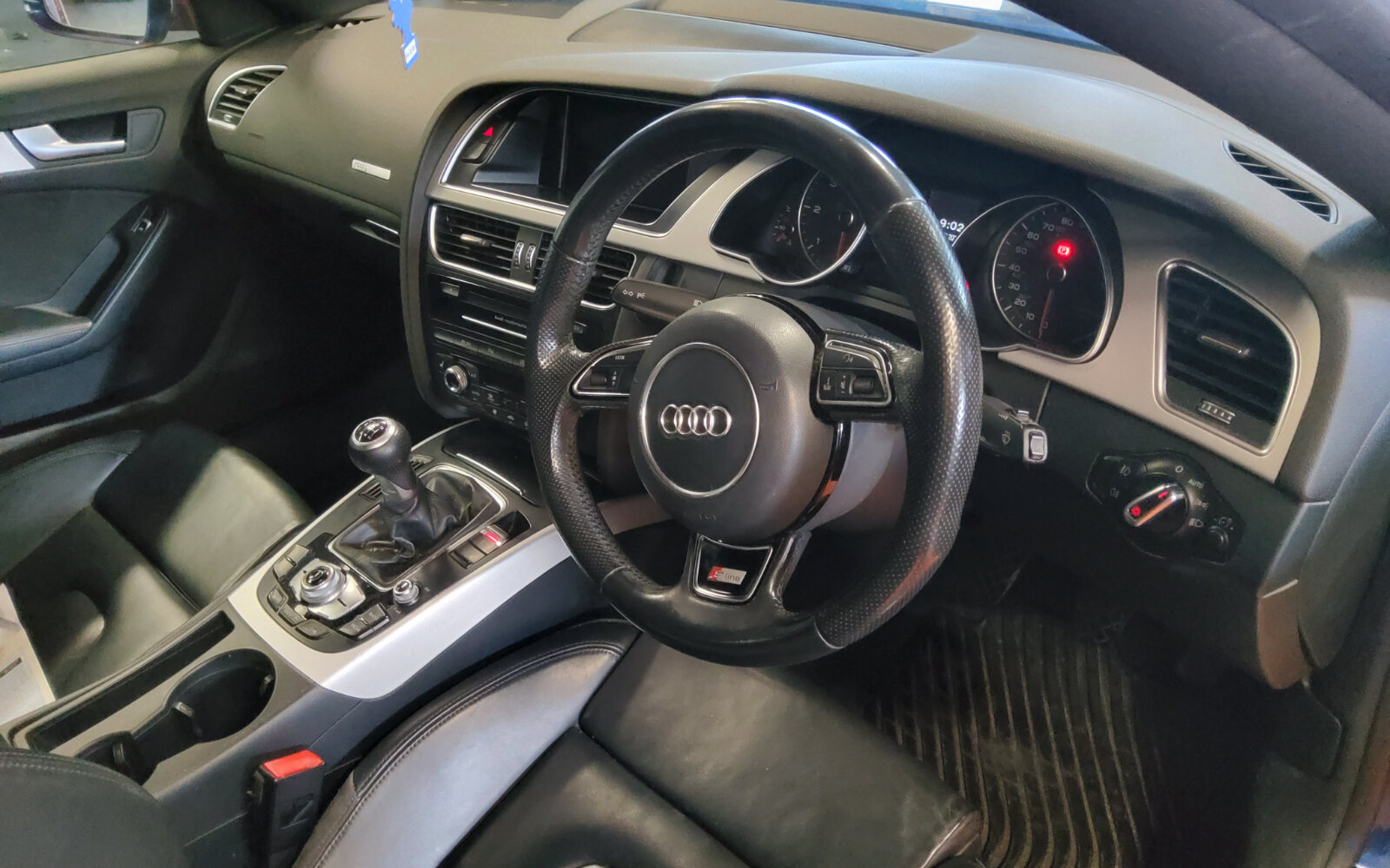Audi A5 2.0TDI 190HP S-Line
