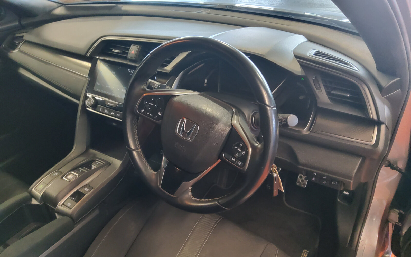 Honda Civic 1.6 i-DTEC Smart 9AT