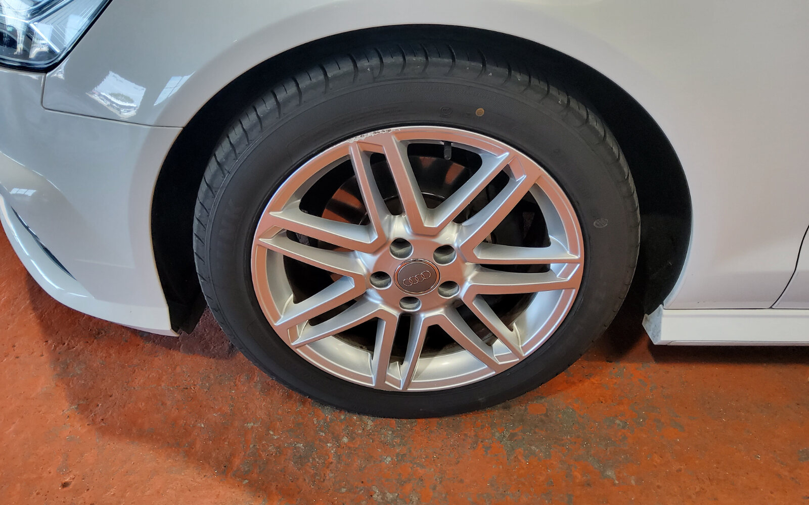 Audi A6 2.0TDI 150 Ultra S Line