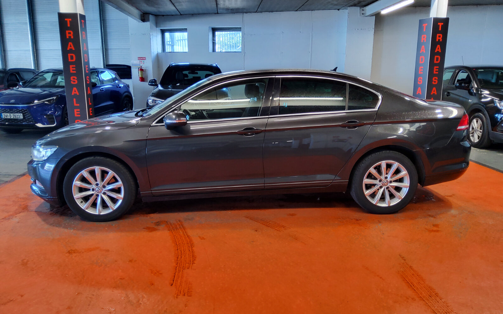 Volkswagen Passat 2.0 TDI 150HP 18&quot; wheels Highline