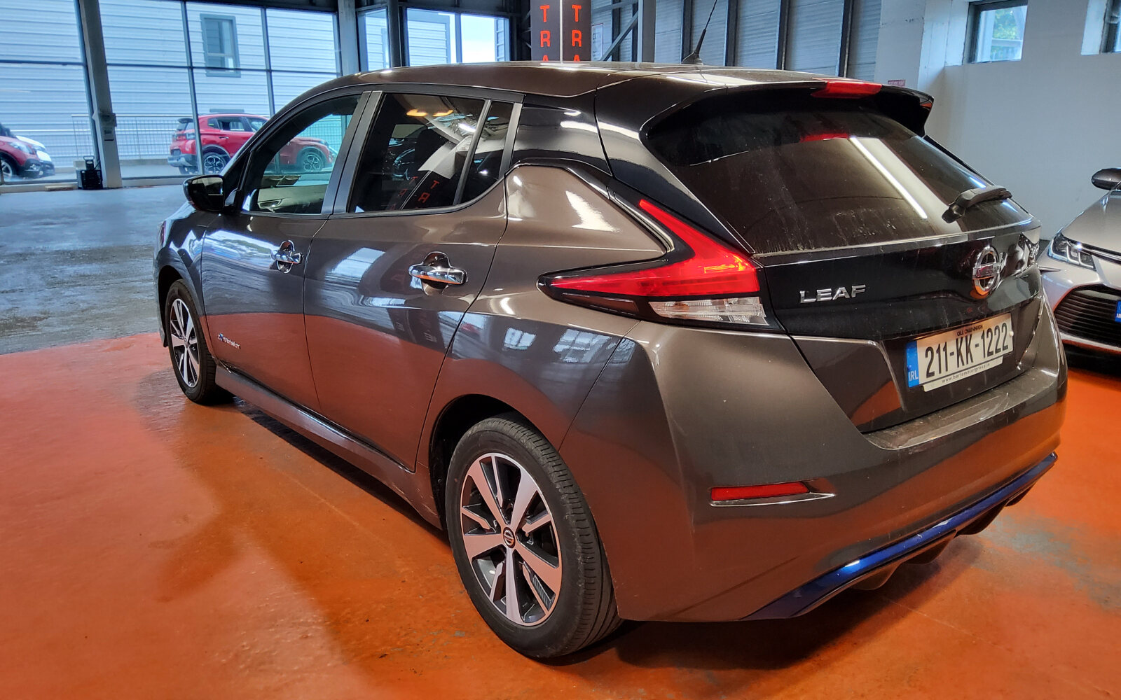 Nissan Leaf Leaf SV 40 kWh