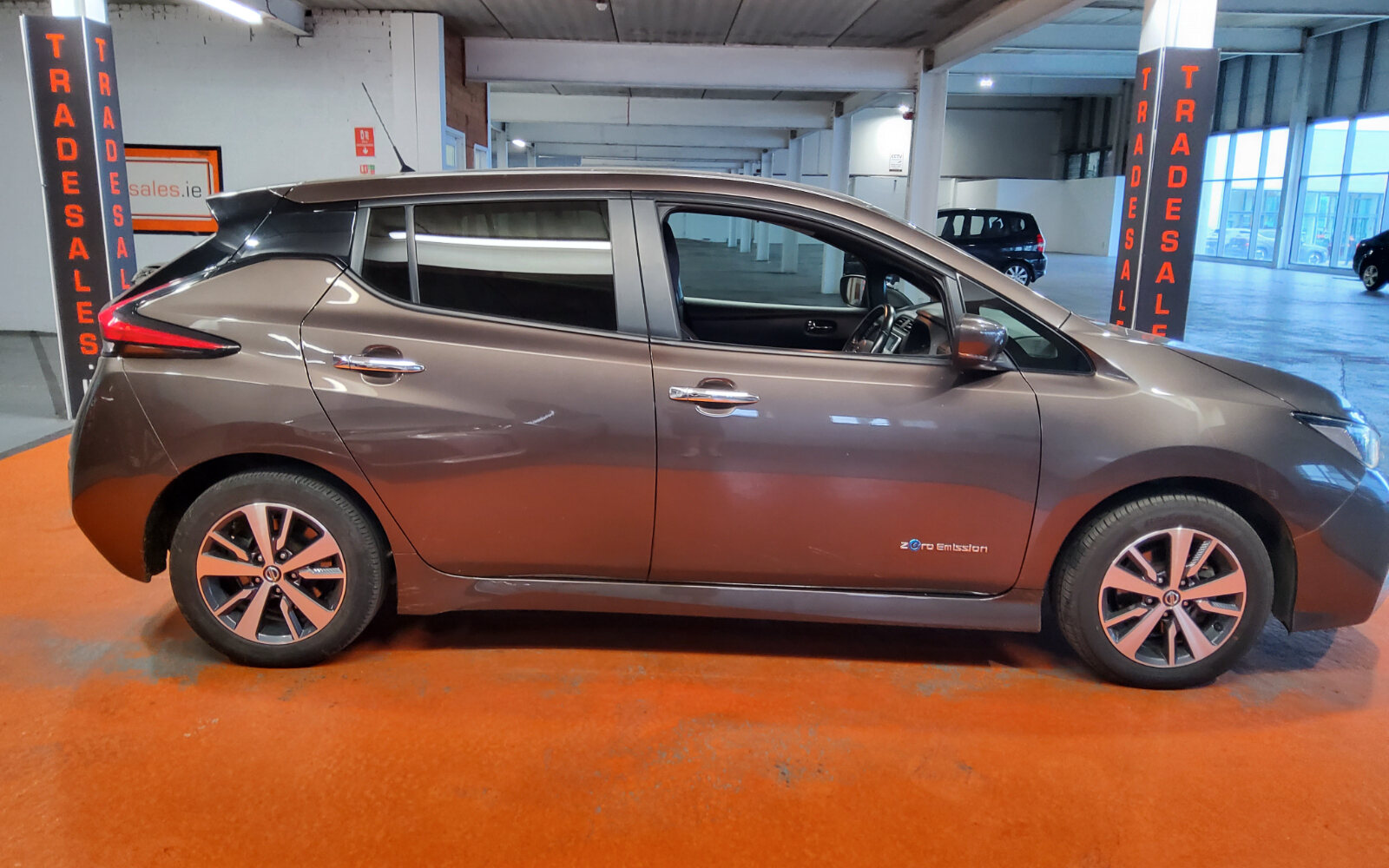 Nissan Leaf Leaf SV 40 kWh