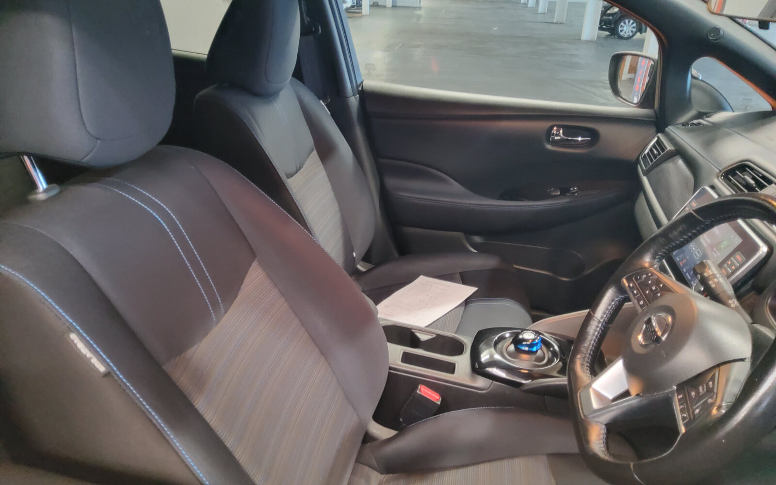 Nissan Leaf Leaf SV 40 kWh