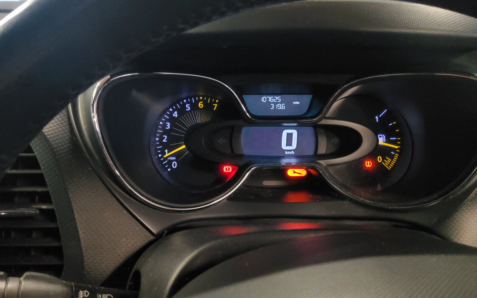 Renault Captur TCe 90 S&S SIGNATURE