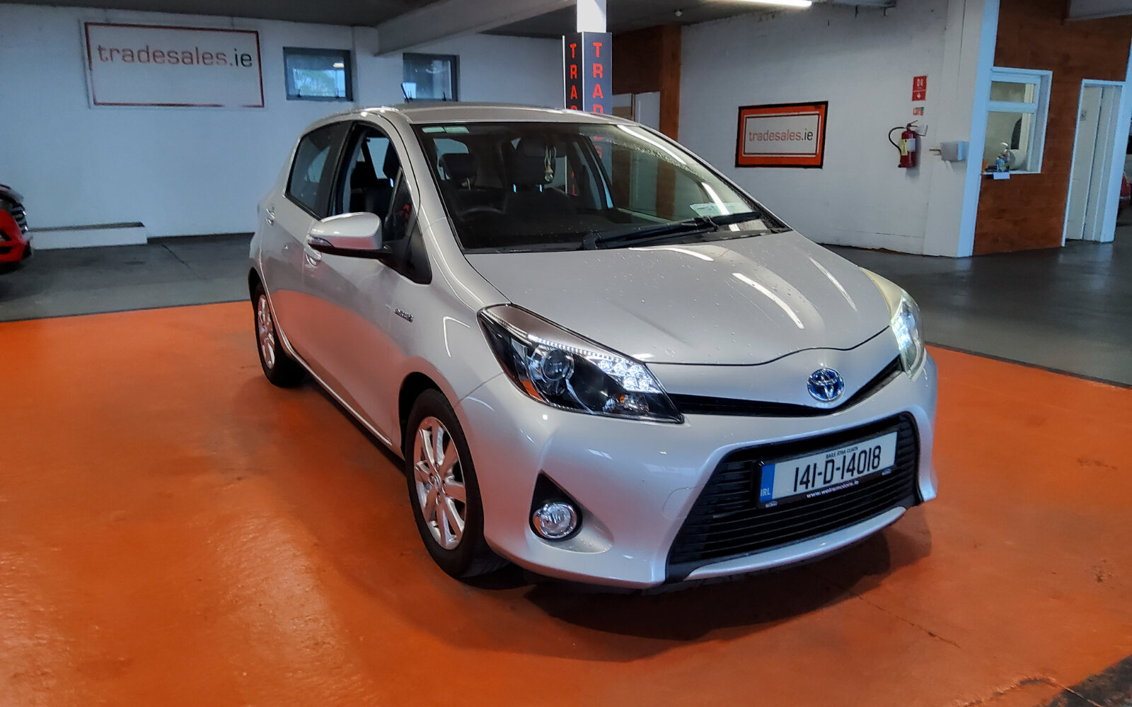 Toyota Yaris Hybrid Luxury
