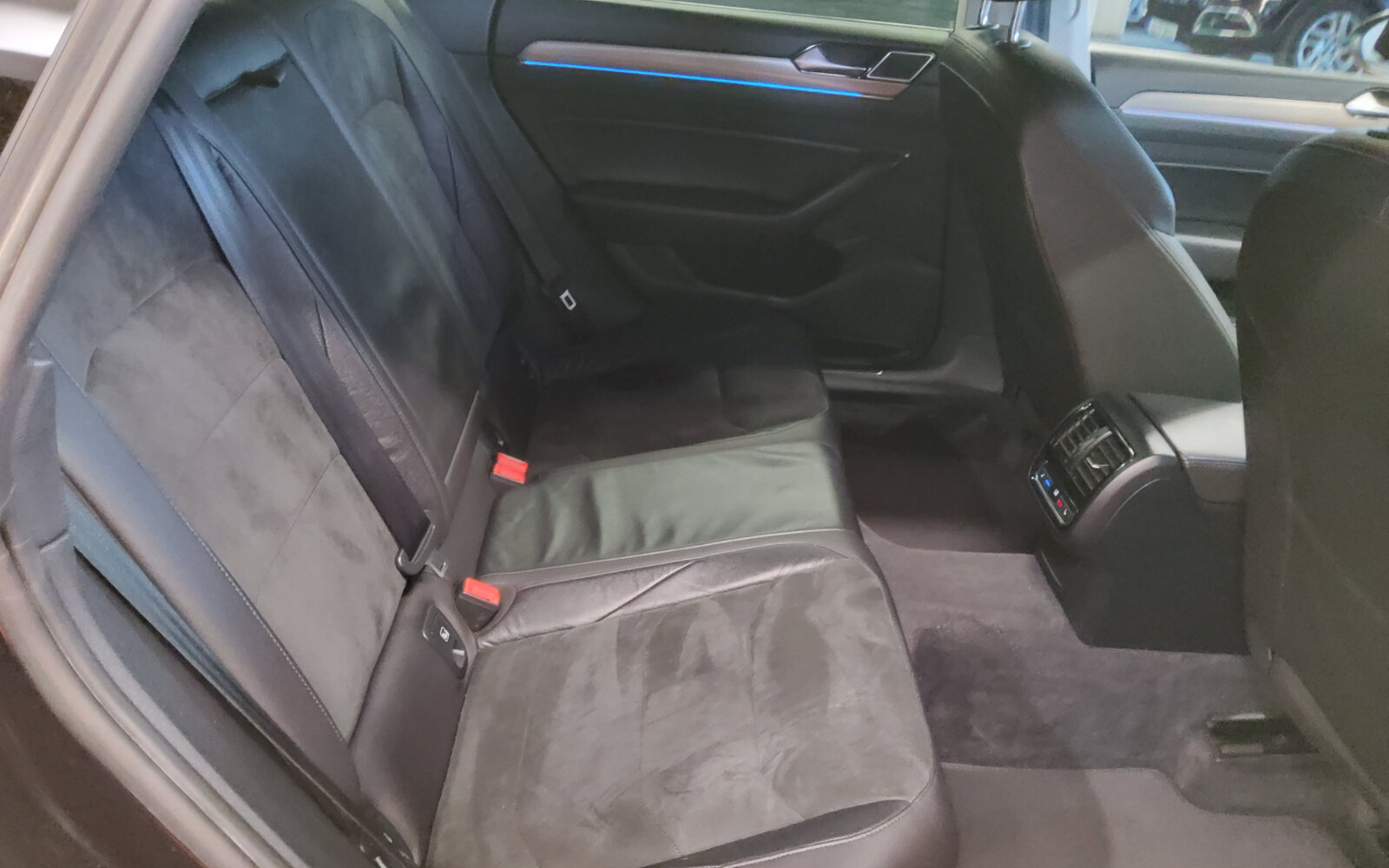 Volkswagen Arteon 2.0TDI DSG 150HP ELEGANCE