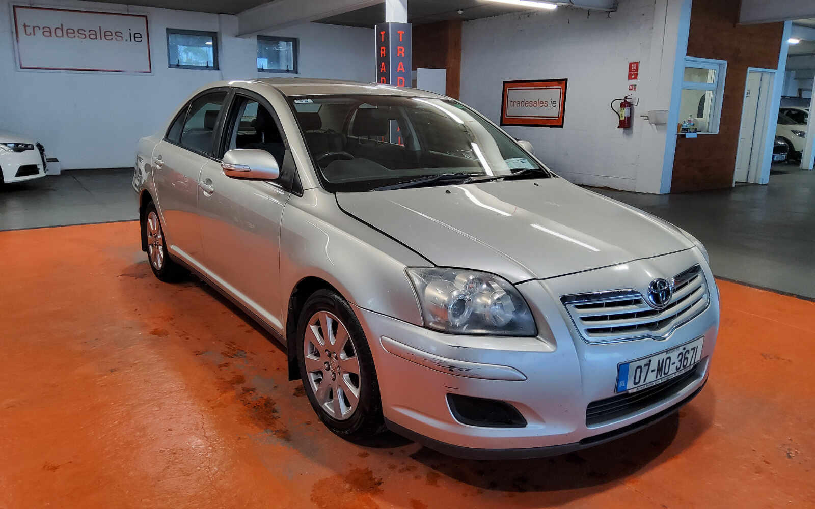 Toyota Avensis 1.6 VVT-i Aura