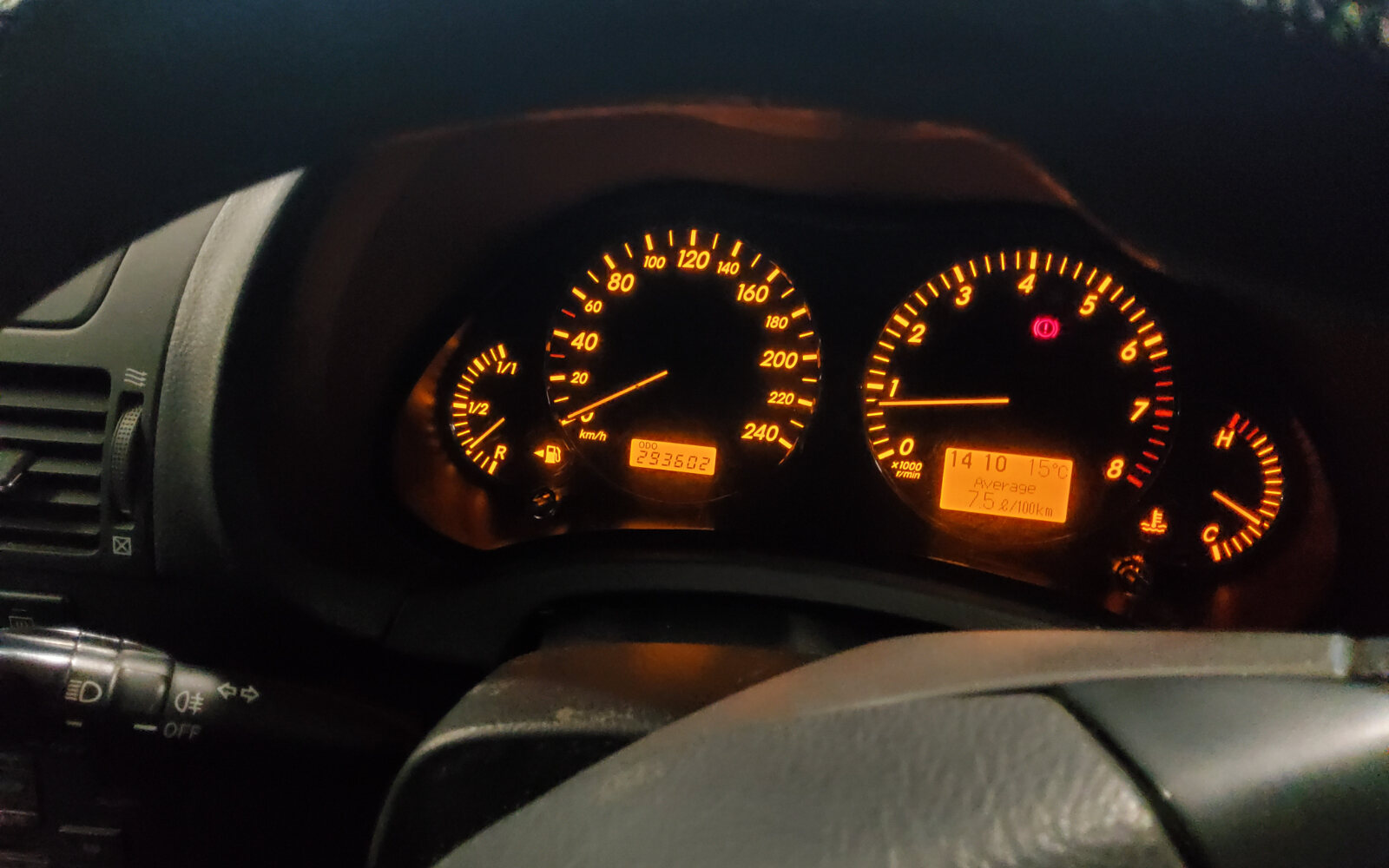 Toyota Avensis 1.6 VVT-i Aura