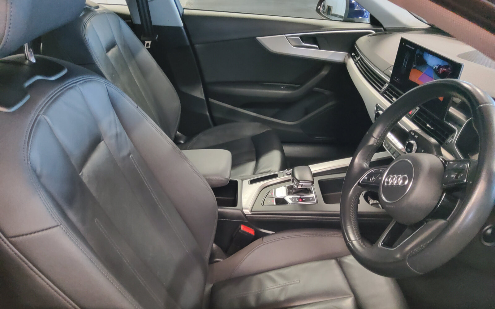Audi A4 30 TDI 136HP S Tronic SE