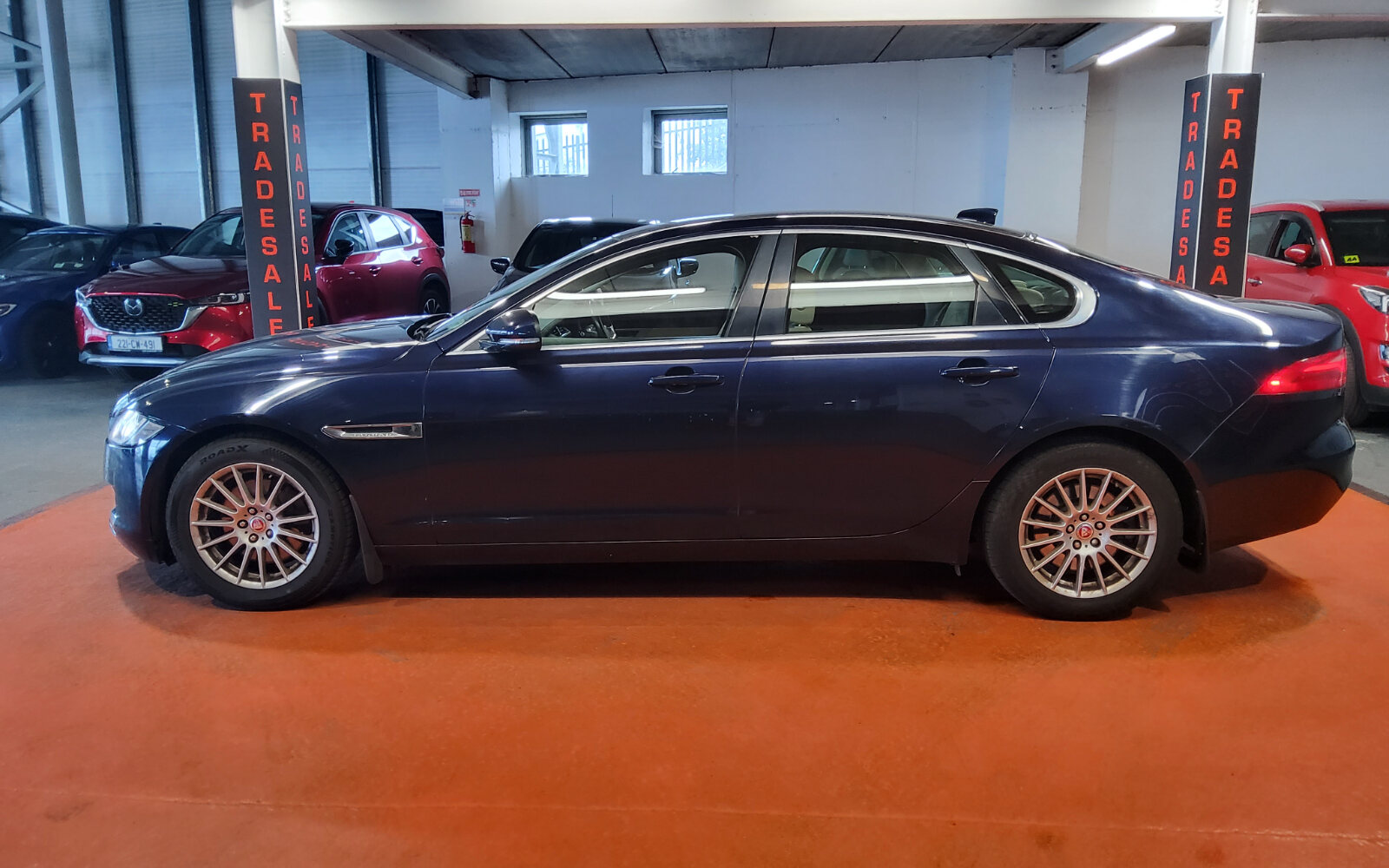 Jaguar XF 2.0D I4 163 PS RWD Auto Prestige