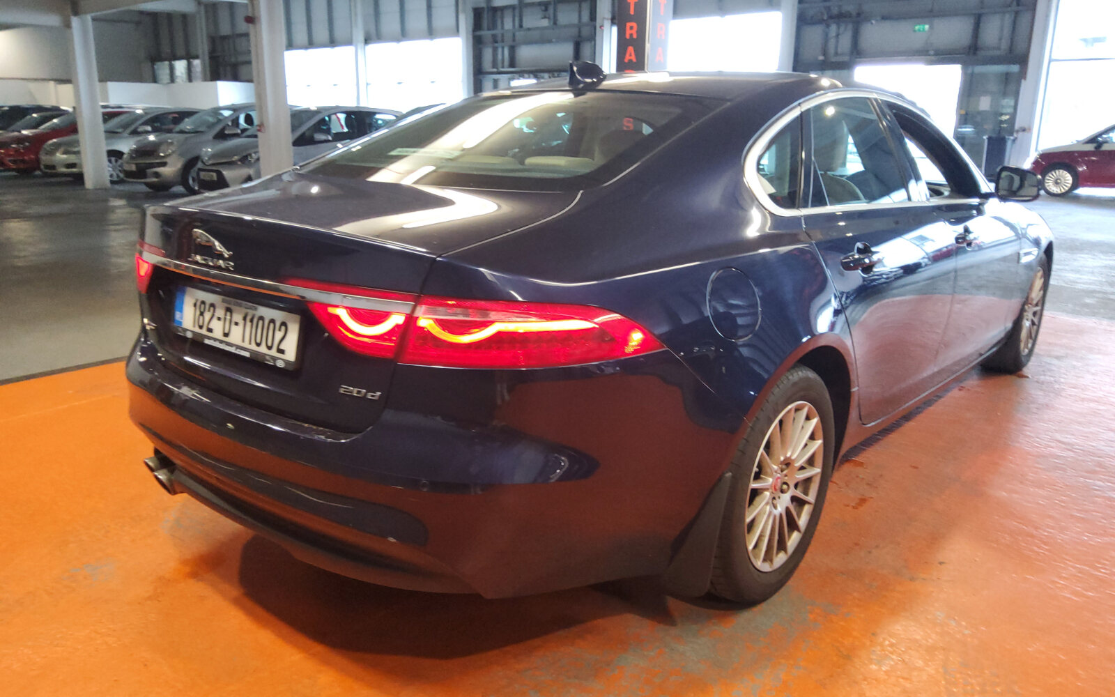 Jaguar XF 2.0D I4 163 PS RWD Auto Prestige