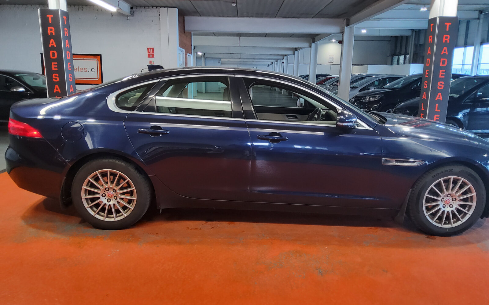 Jaguar XF 2.0D I4 163 PS RWD Auto Prestige