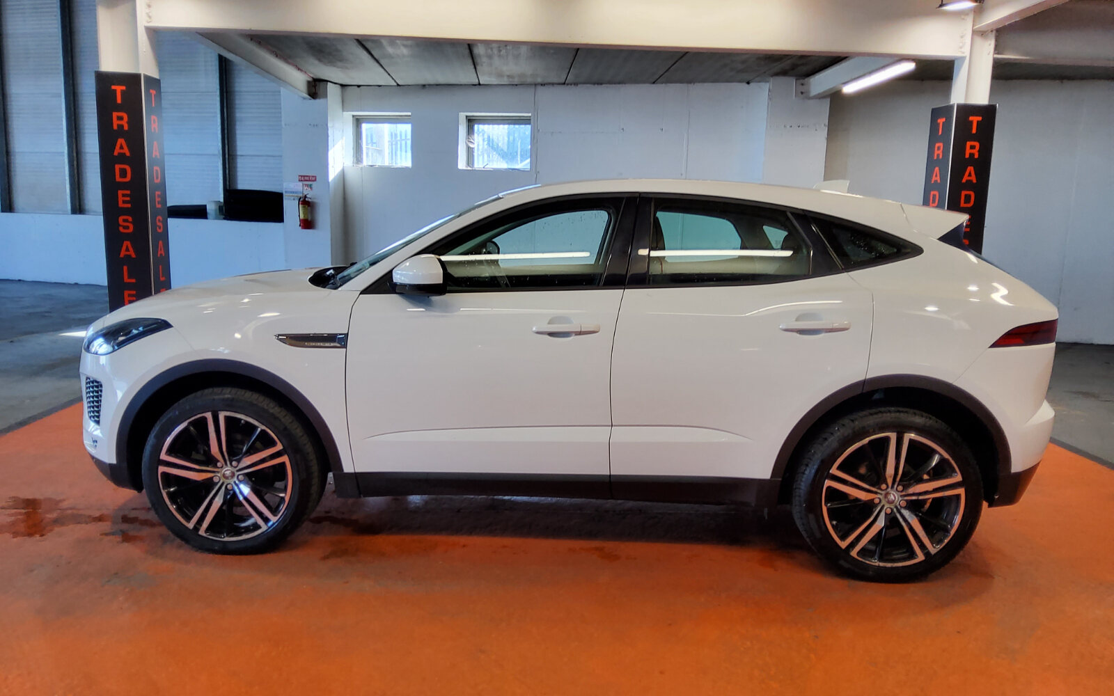 Jaguar E-Pace 2.0D I4 150 PS FWD Manual S