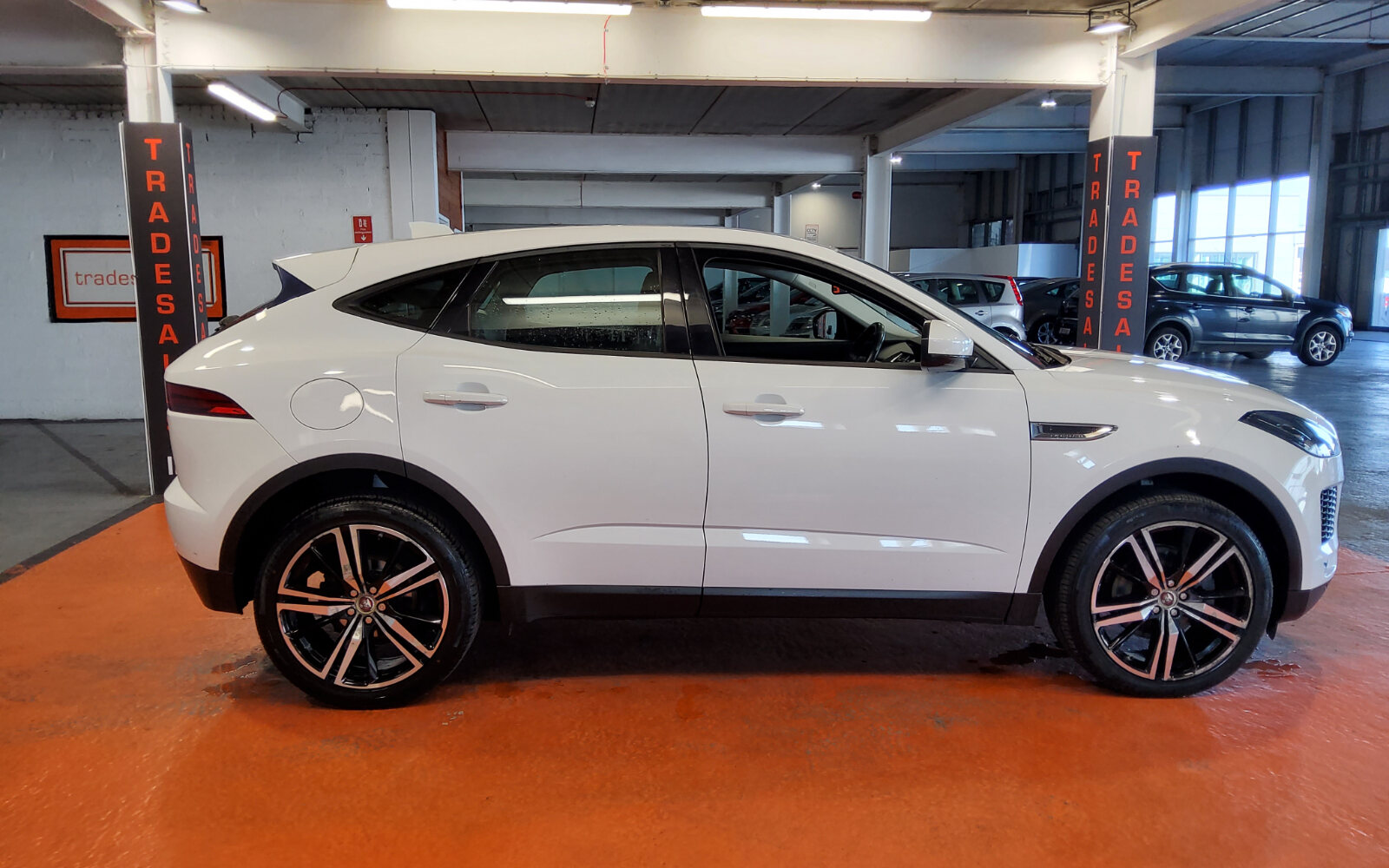 Jaguar E-Pace 2.0D I4 150 PS FWD Manual S