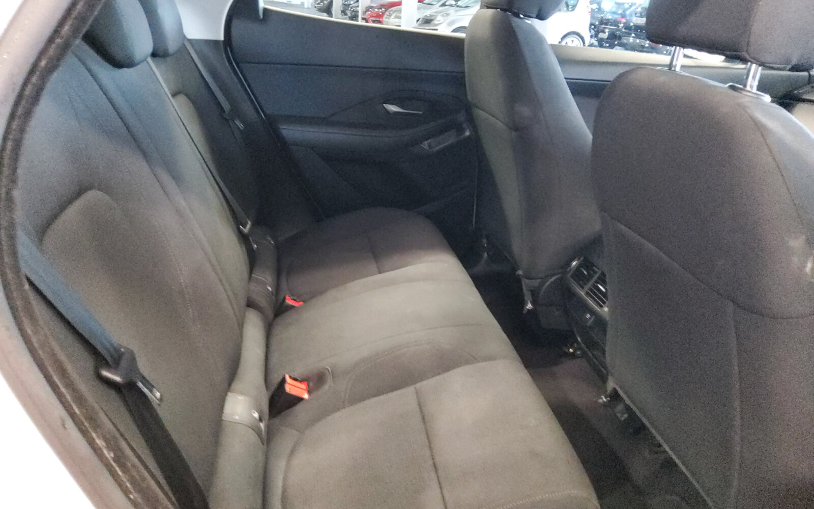 Jaguar E-Pace 2.0D I4 150 PS FWD Manual S