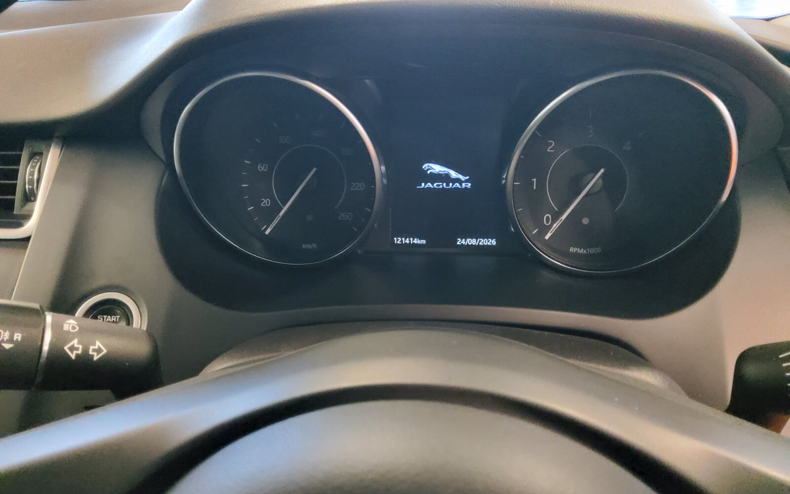 Jaguar E-Pace 2.0D I4 150 PS FWD Manual S