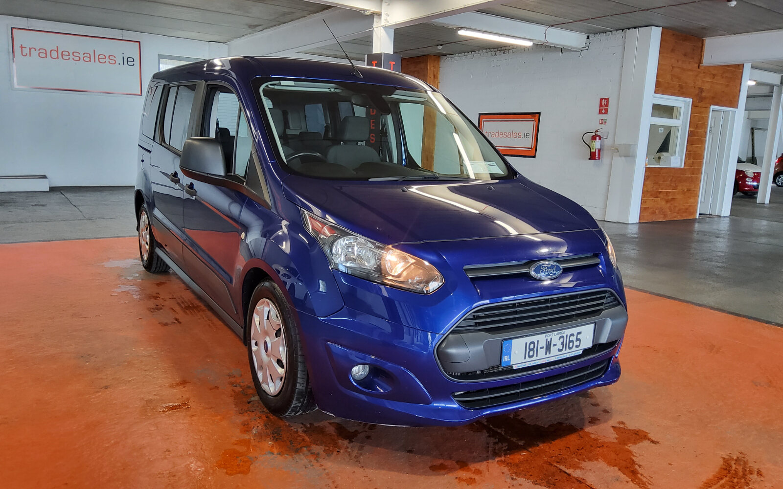 Ford Tourneo Connect 1.5 100PS LWB Titanium Auto