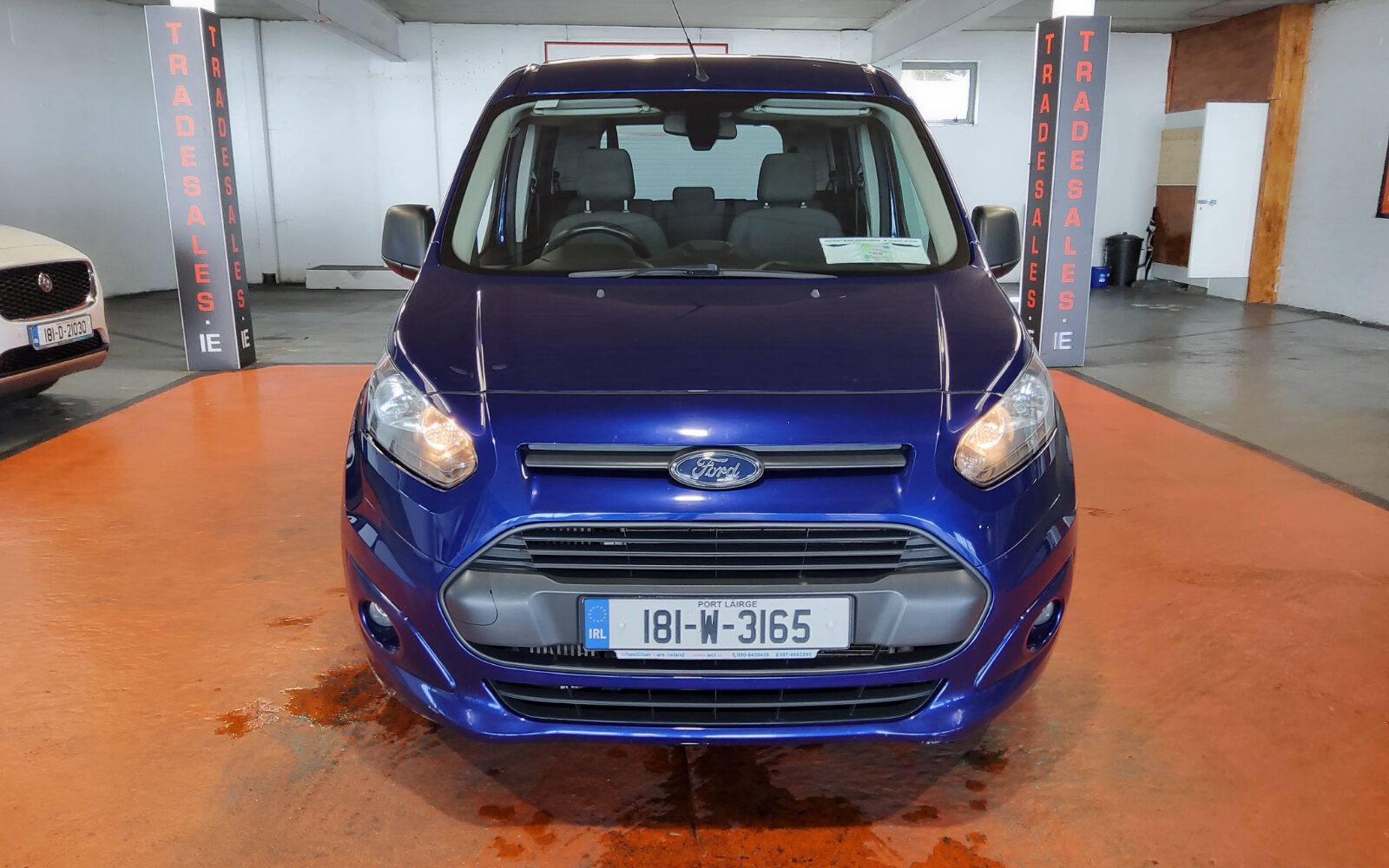 Ford Tourneo Connect 1.5 100PS LWB Titanium Auto