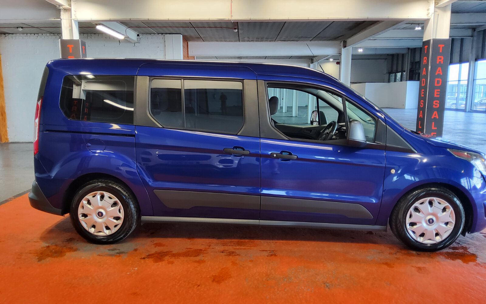 Ford Tourneo Connect 1.5 100PS LWB Titanium Auto