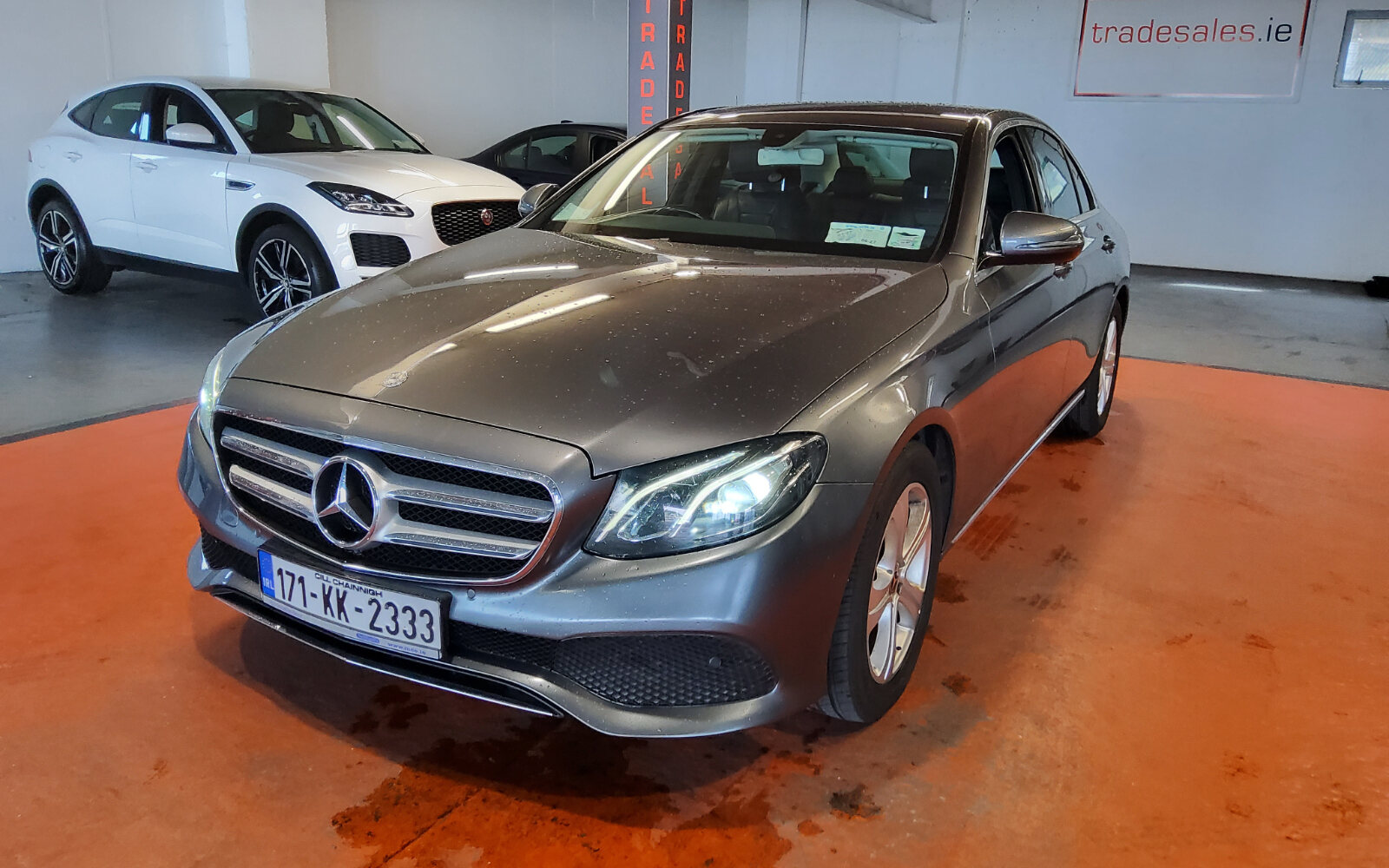 Mercedes-Benz E-Class E 220 D AVANTGARDE A/T