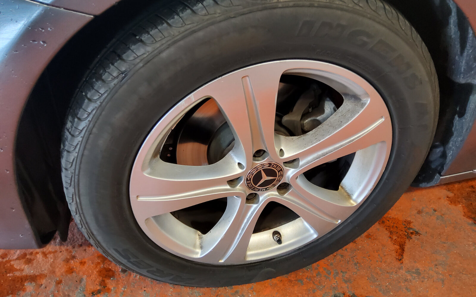 Mercedes-Benz E-Class E 220 D AVANTGARDE A/T