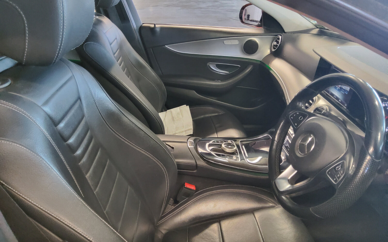 Mercedes-Benz E-Class E 220 D AVANTGARDE A/T