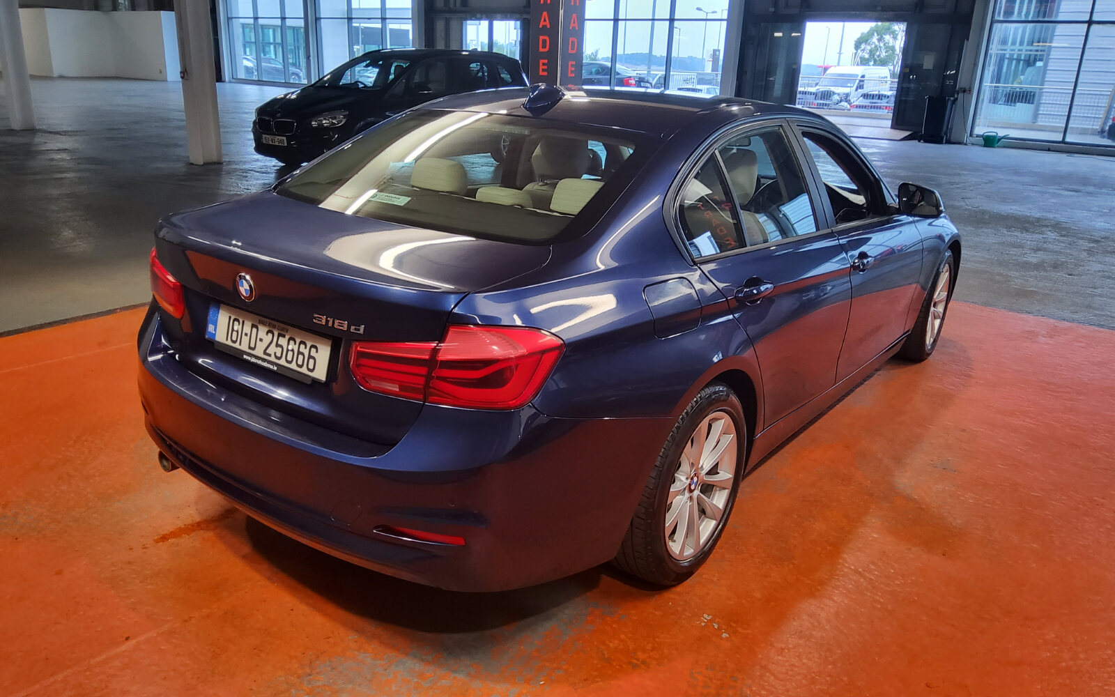 BMW 3-Series 318d SE