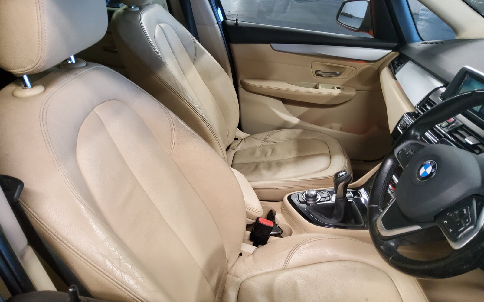 BMW 2-Series 216d SE