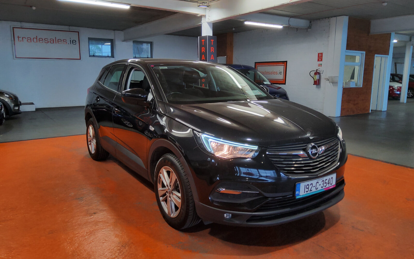 Opel Grandland X SC 1.2i 130PS 6 Speed