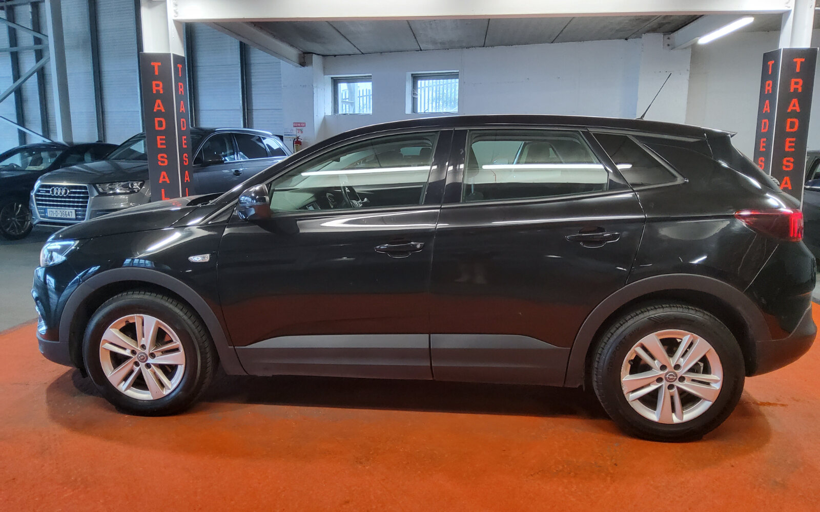 Opel Grandland X SC 1.2i 130PS 6 Speed