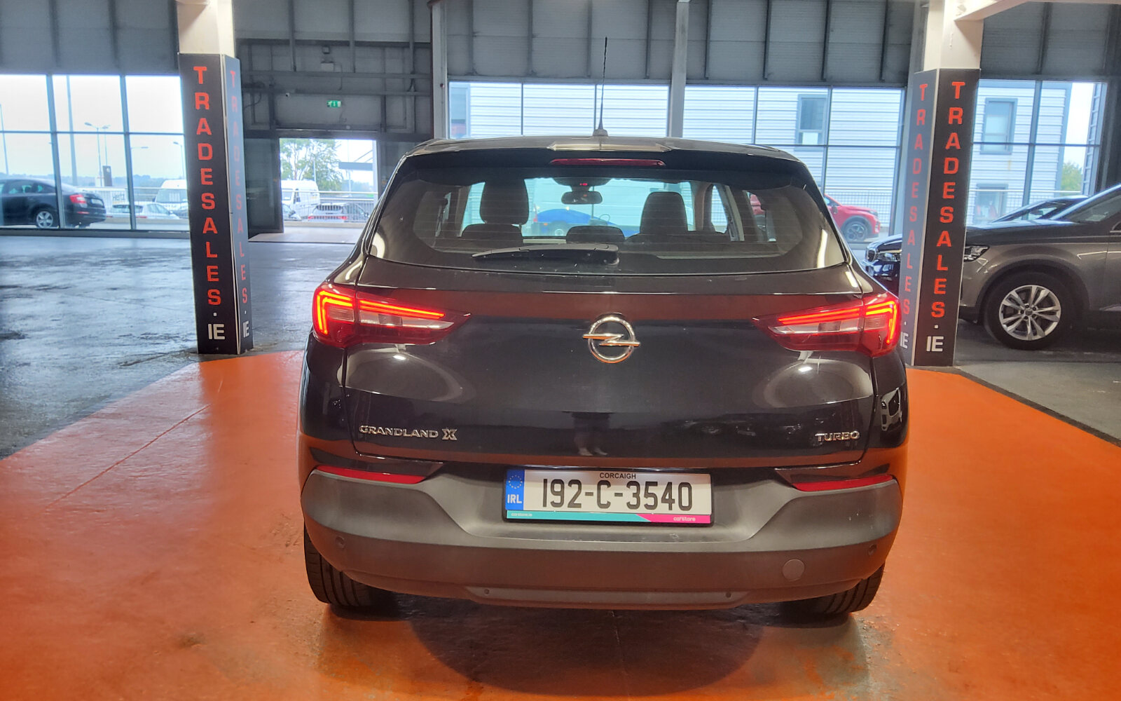 Opel Grandland X SC 1.2i 130PS 6 Speed