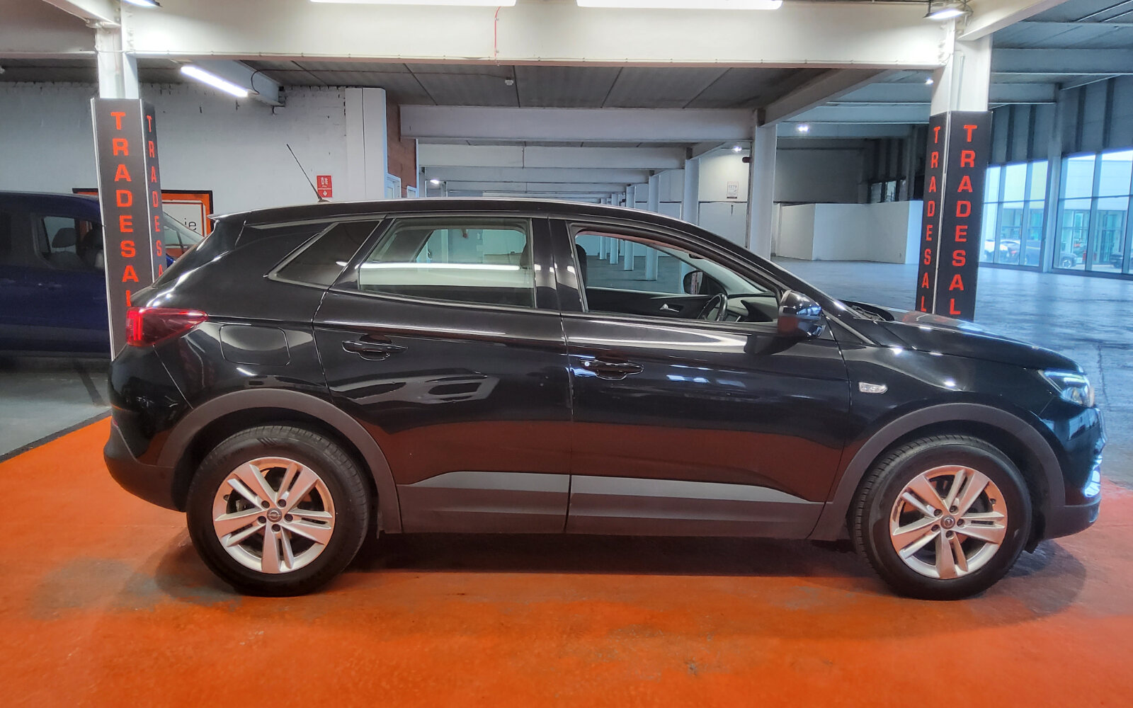 Opel Grandland X SC 1.2i 130PS 6 Speed